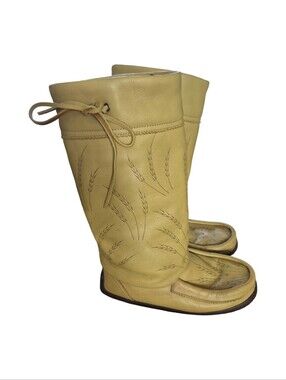 Manitobah Mukluks Ladies 11 Mens 9 Tall Boot